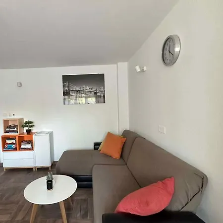 In 45803 Apartamento *